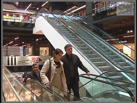 Costanera Center: Innovación y Altura en el Corazón de Santiago